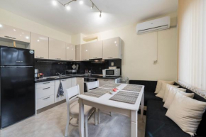 Red Square 1BR
